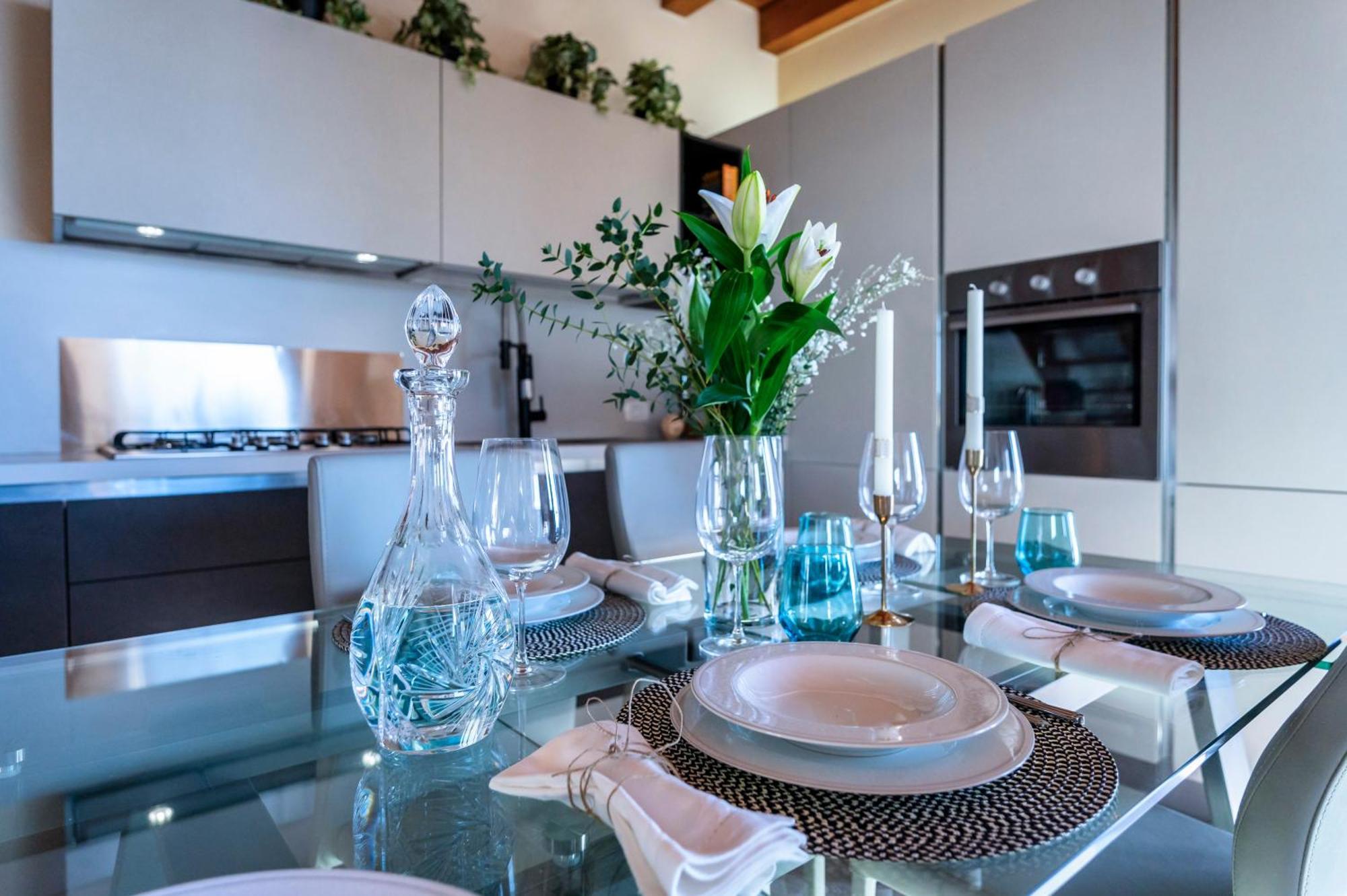 Iseo Lake Villa Con Vista Lago E Piscina Costa Volpino Kültér fotó